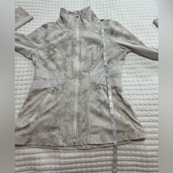 Zella Marble Active Zip-Up Jacket (FREE) - Picture 12 of 13